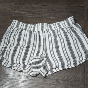 Maurices Black & White Striped Pull-On High Waist Shorts